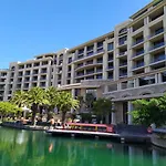 One Bedroom Apartment - Fully Equipped Waterfront Based, Va Marina Residential